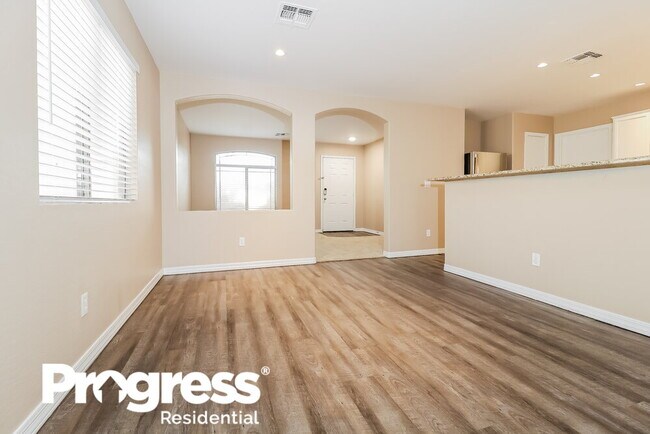 Foto del edificio - 3172 S 162nd Ln