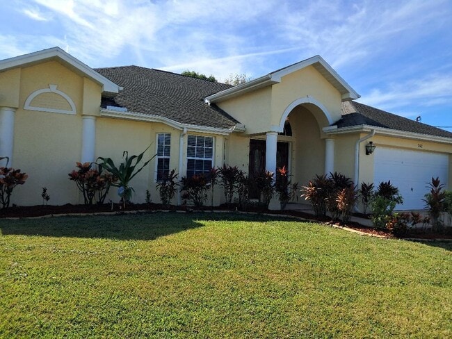 Foto del edificio - 242 SW Amesbury Ave