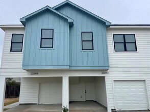 Building Photo - 22214 Dutch Oven Dr