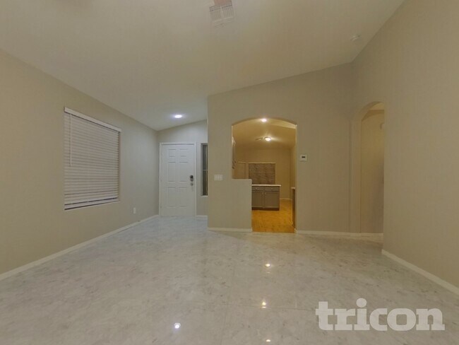 Foto del edificio - 24832 W Kowalsky Ln