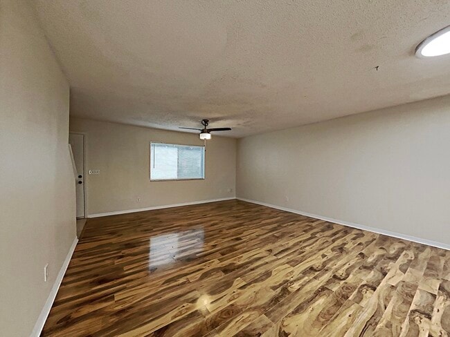 Building Photo - 6716 Magnolia Pointe Cir