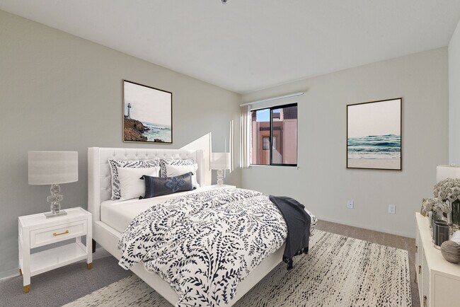 Foto del edificio - Four Seasons Apartments