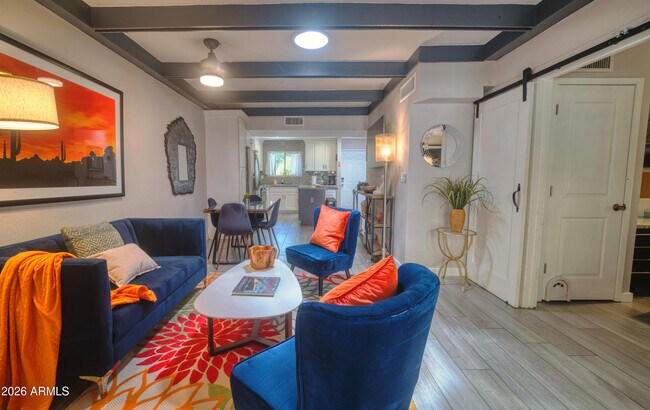 Foto del edificio - 3209 S College Ave