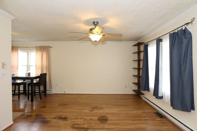 Foto del edificio - 3 Bedroom Greentown Home!