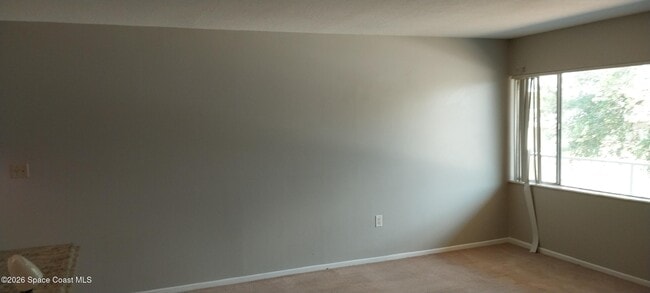 Building Photo - 800 N Fiske Blvd