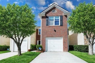 Building Photo - 7073 Biltmore Trce