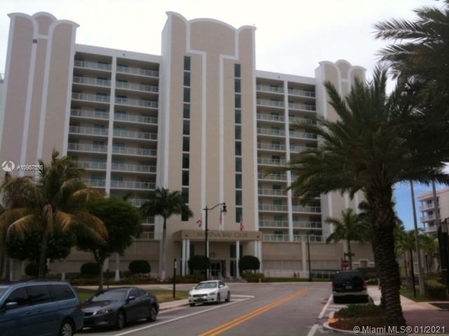 Building Photo - 18100 N Bay Rd