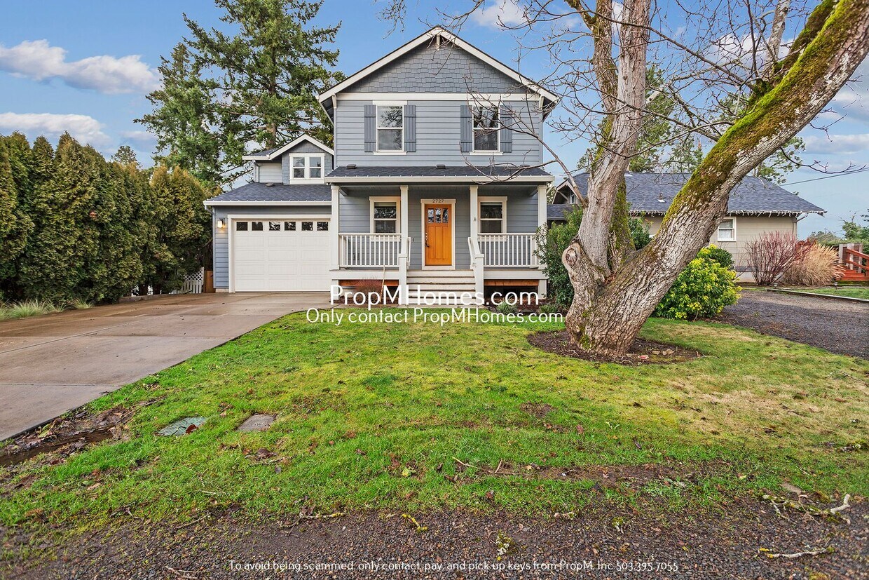 Primary Photo - Gorgeous 4 Bedroom in West Linn! - Lovely ...