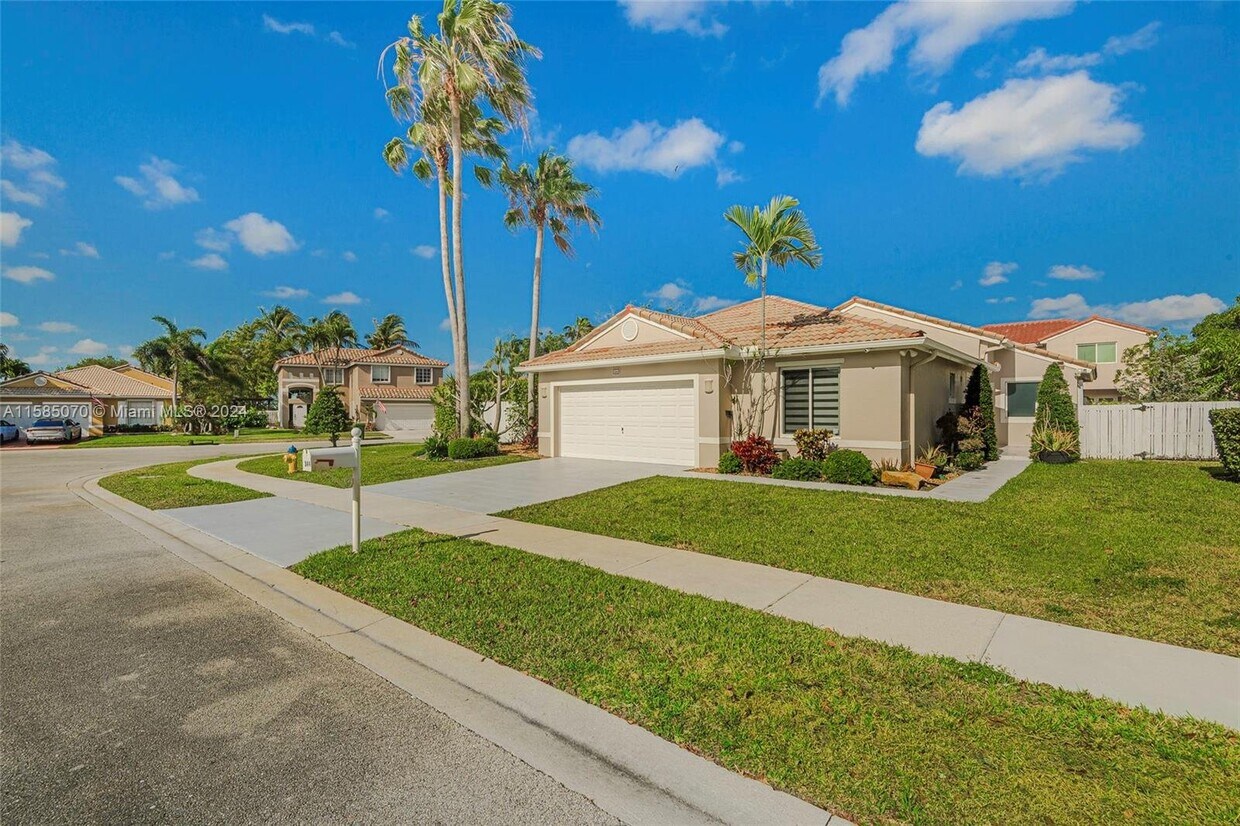 344 SW 191st Ave Pembroke Pines, FL 33029 Alquileres en Pembroke