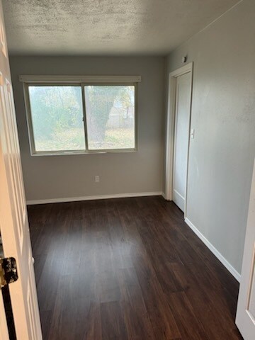 Dormitorio - 3678 Dixie Dr