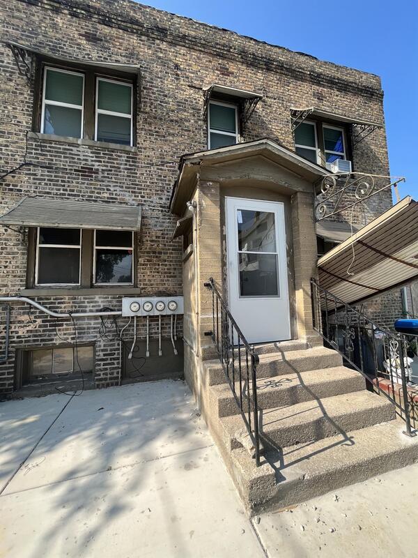 Building Photo - 15 Rimbach St