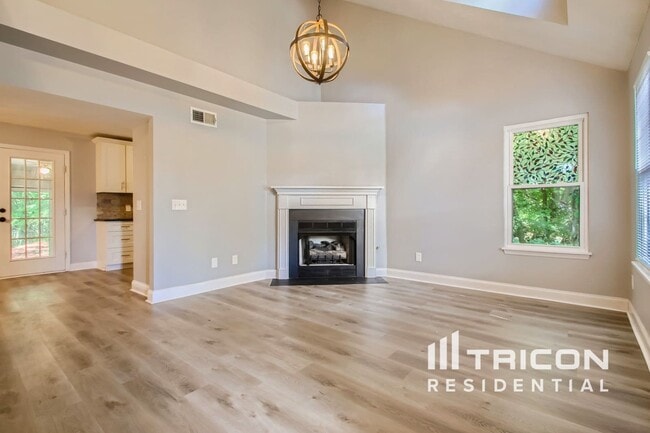 Building Photo - 133 Walton Village Dr