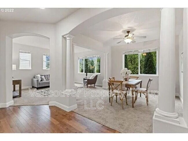 Foto del edificio - 2310 NE 158th St