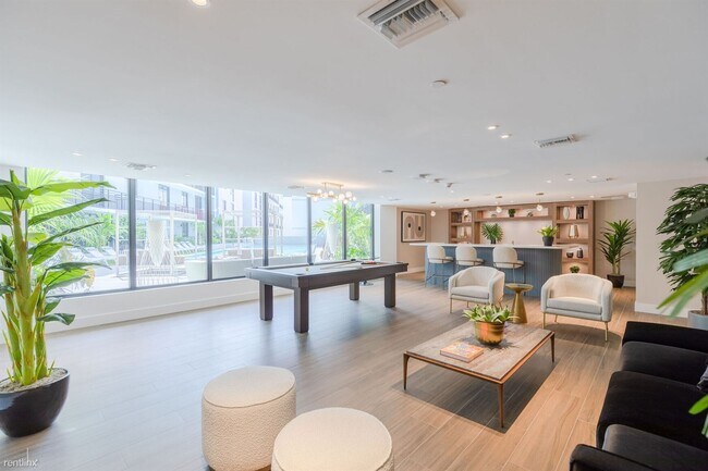 Foto del edificio - 1 br, 1 bath Condo - 1020 Sunnybrook Rd Ne...