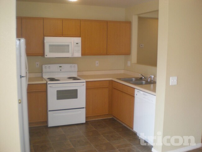 Building Photo - 11807 W Aster Dr