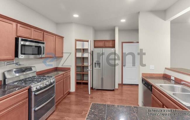 Building Photo - 5614 147th Pl NE