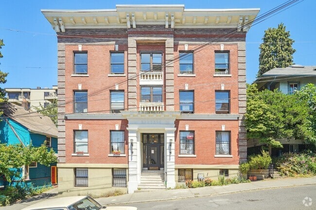 Building Photo - 416 E Roy St