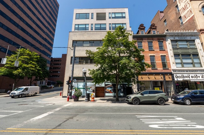 Building Photo - The Rise Downtown