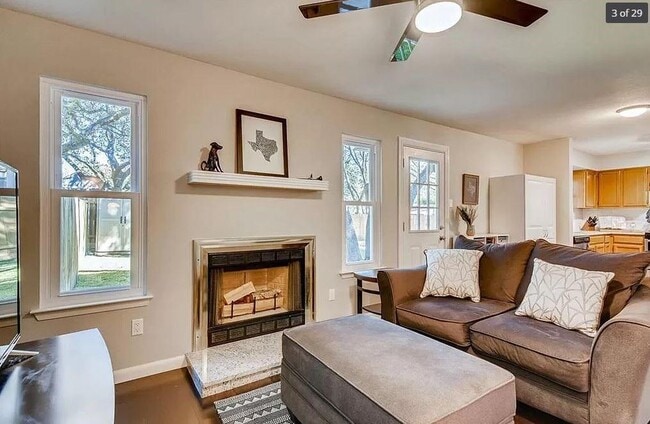 Building Photo - 12710 Margit Dr