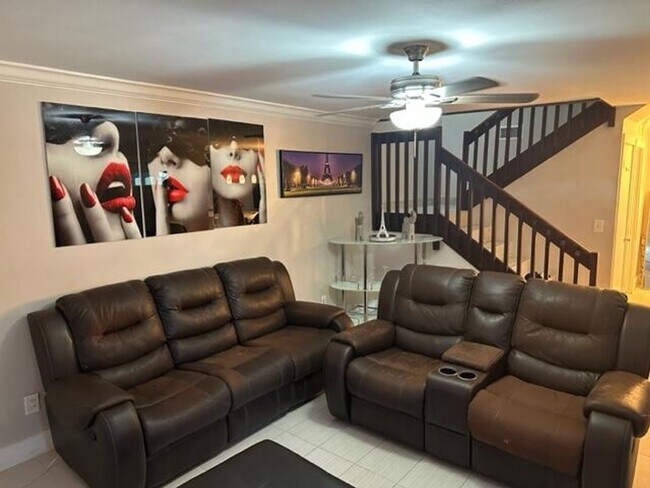 Foto del edificio - 5584 NW 59th Pl