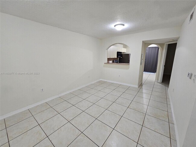 Building Photo - 1251 SE 29th St