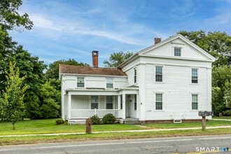 Building Photo - 86 Main St