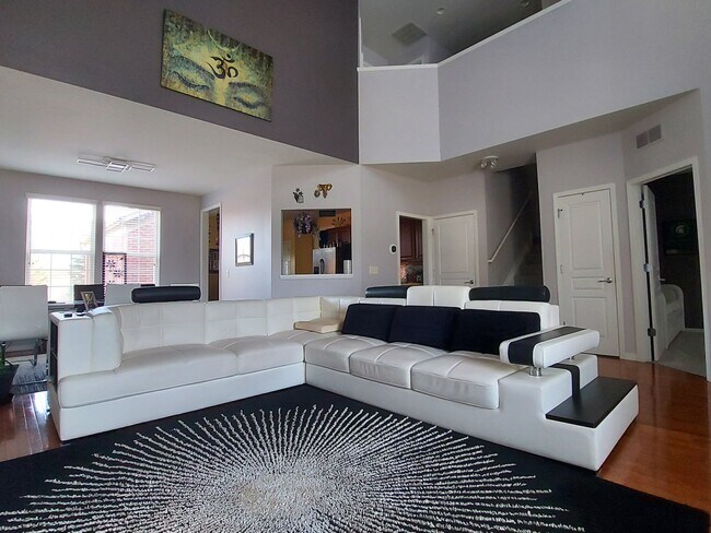 Foto del edificio - 1895 Vanderbilt Rd