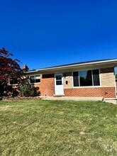 Building Photo - 32740 Bunert Rd