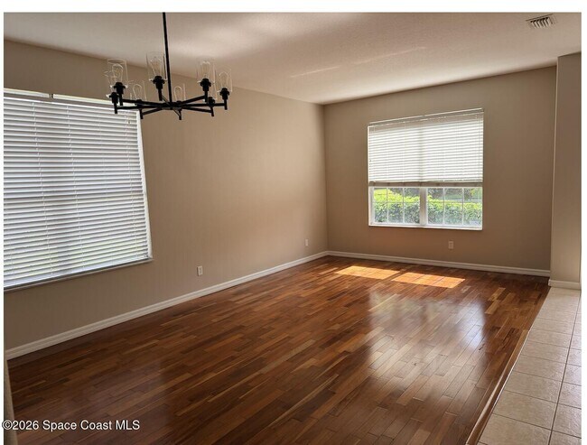 Foto del edificio - 4470 Portage Trail