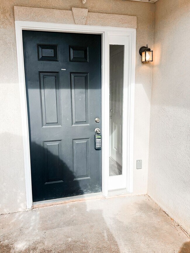 Foto del edificio - Ranch Style townhome in great Gainesville location