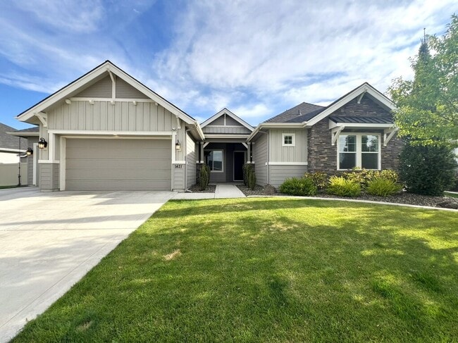 Building Photo - 1421 W Whitehall Dr