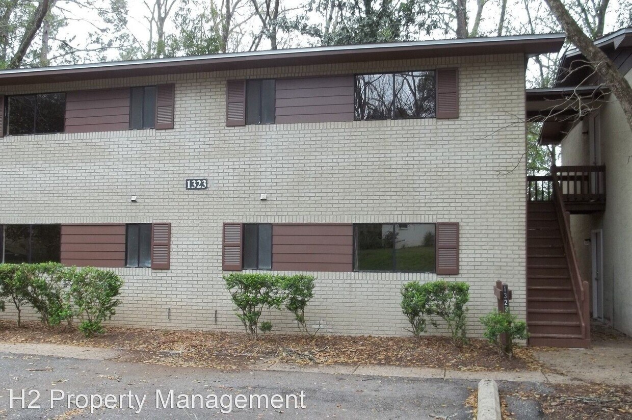 Foto principal - 1325 Charlotte St