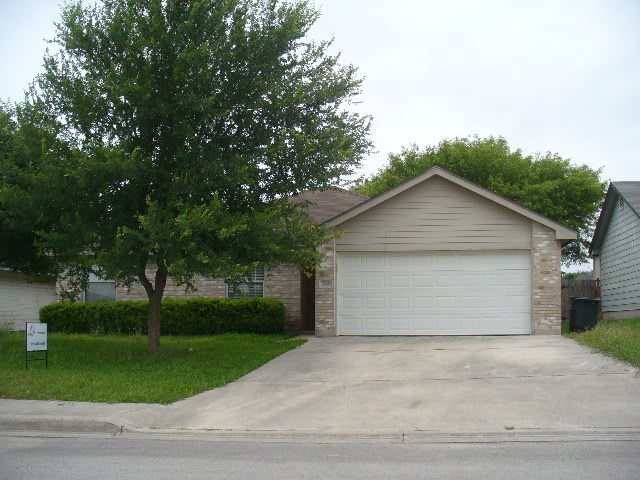 Primary Photo - Cozy and Ready For Move In