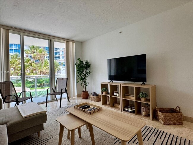 Building Photo - 3001 S Ocean Dr