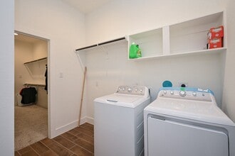 Building Photo - 1535 Cathedral Bend Drive