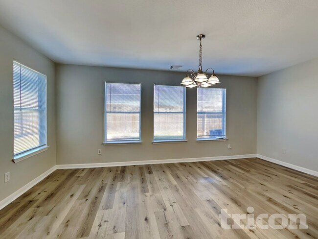 Building Photo - 10111 Victoria Falls Ln