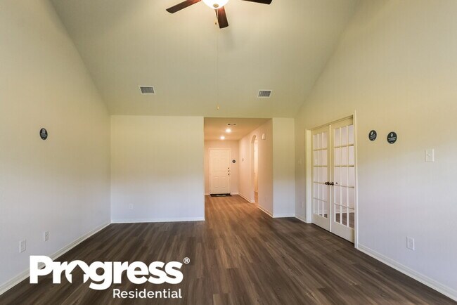 Building Photo - 10454 Red Cardinal Dr NE