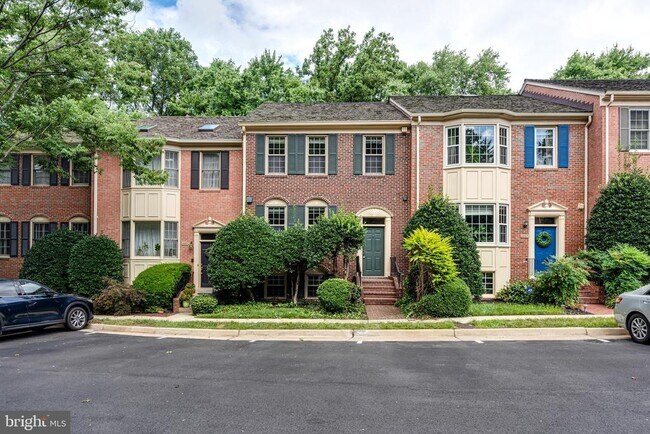 Foto del edificio - 6867 Williamsburg Pond Ct