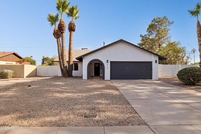 Foto del edificio - 5117 E Beck Ln