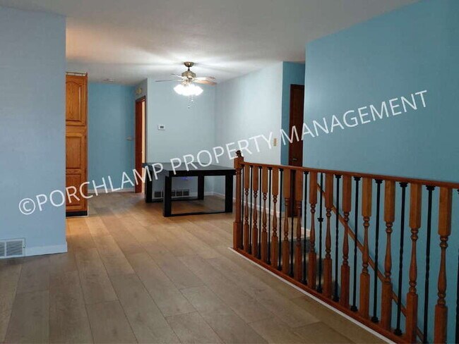 Building Photo - 587 Maryland Ave NE