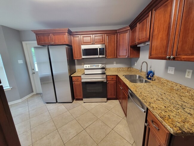 Building Photo - 1317 Jasmine St