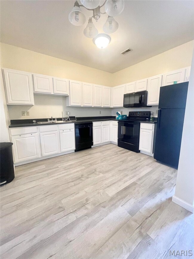 Foto del edificio - 4057 Gentry Ln