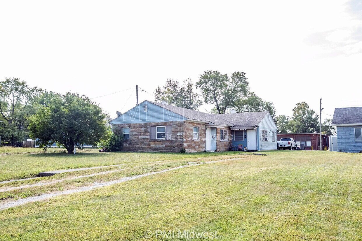 Foto principal - 5959 E 24th St