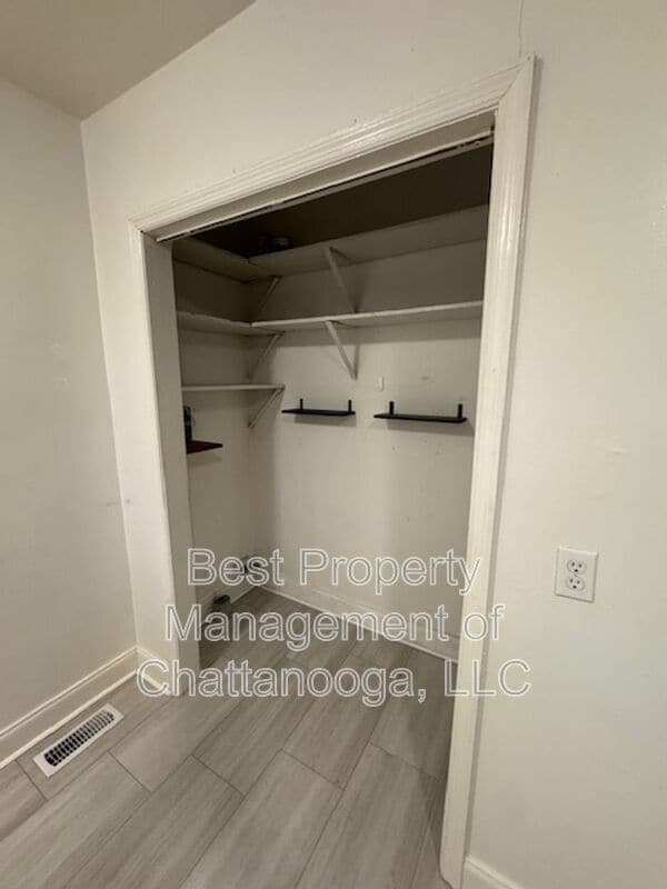 Photo - 223 Vreeland St House