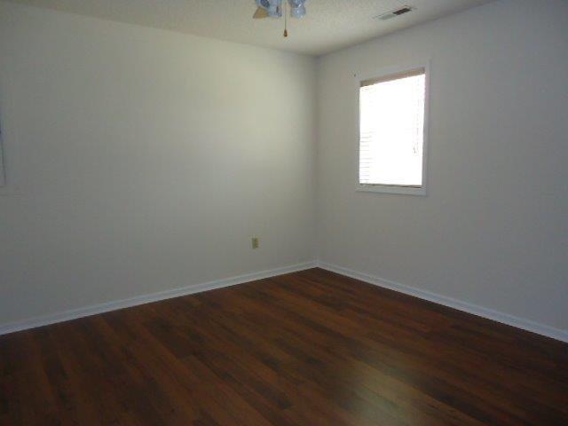 Foto del edificio - 109 Willow Way