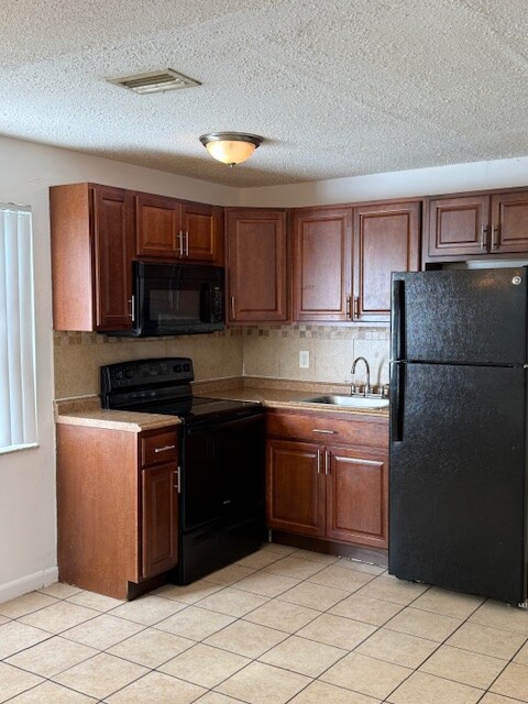 Foto del edificio - 5972 NW 19th St