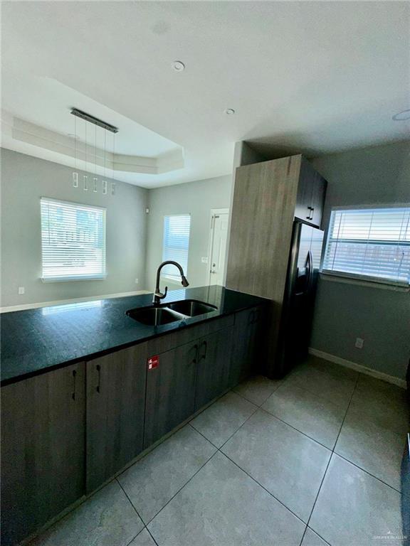 Foto del edificio - 15 Larkspur Ave