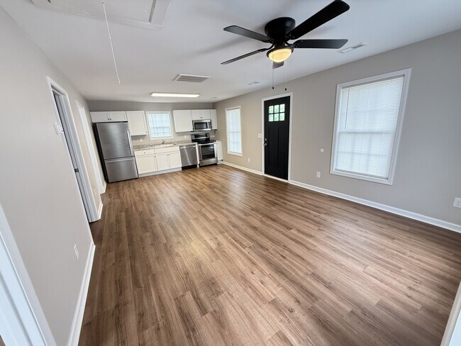 Foto del edificio - 344 W Maple Ave