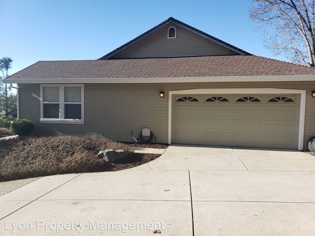 Building Photo - 3 br, 2 bath House - 306 Canyon Creek Drive