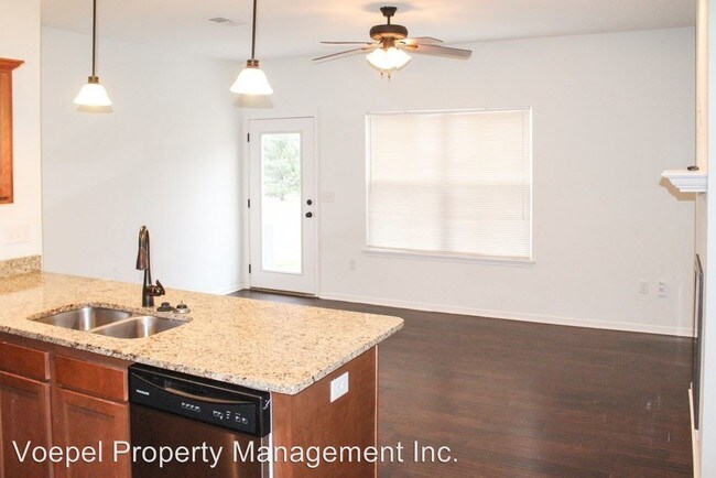 Foto del edificio - 6305-6307 Darnell St